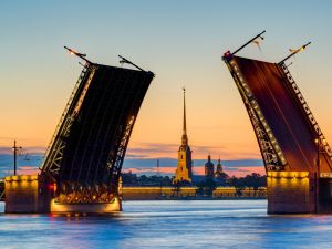 saint-petersburg-night-bridge